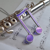 Notes de musique en vitrail iridescent fait main