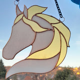 Vitrail artisanal cheval blanc
